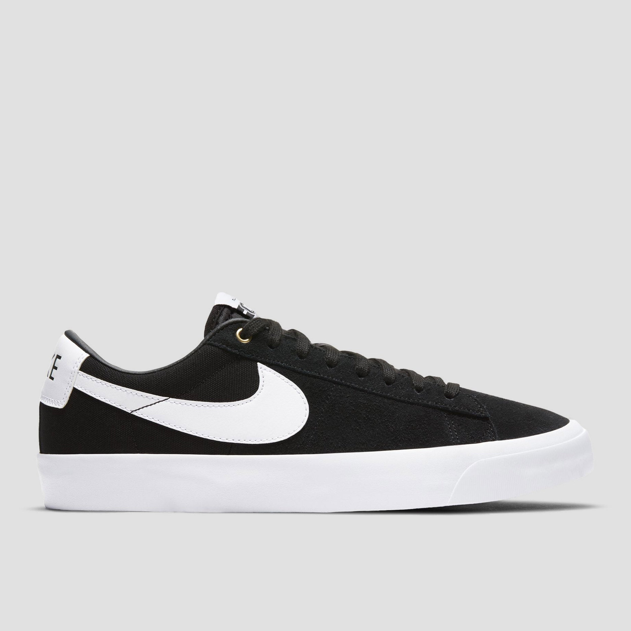 Nike sb 2024 blazer dunk low