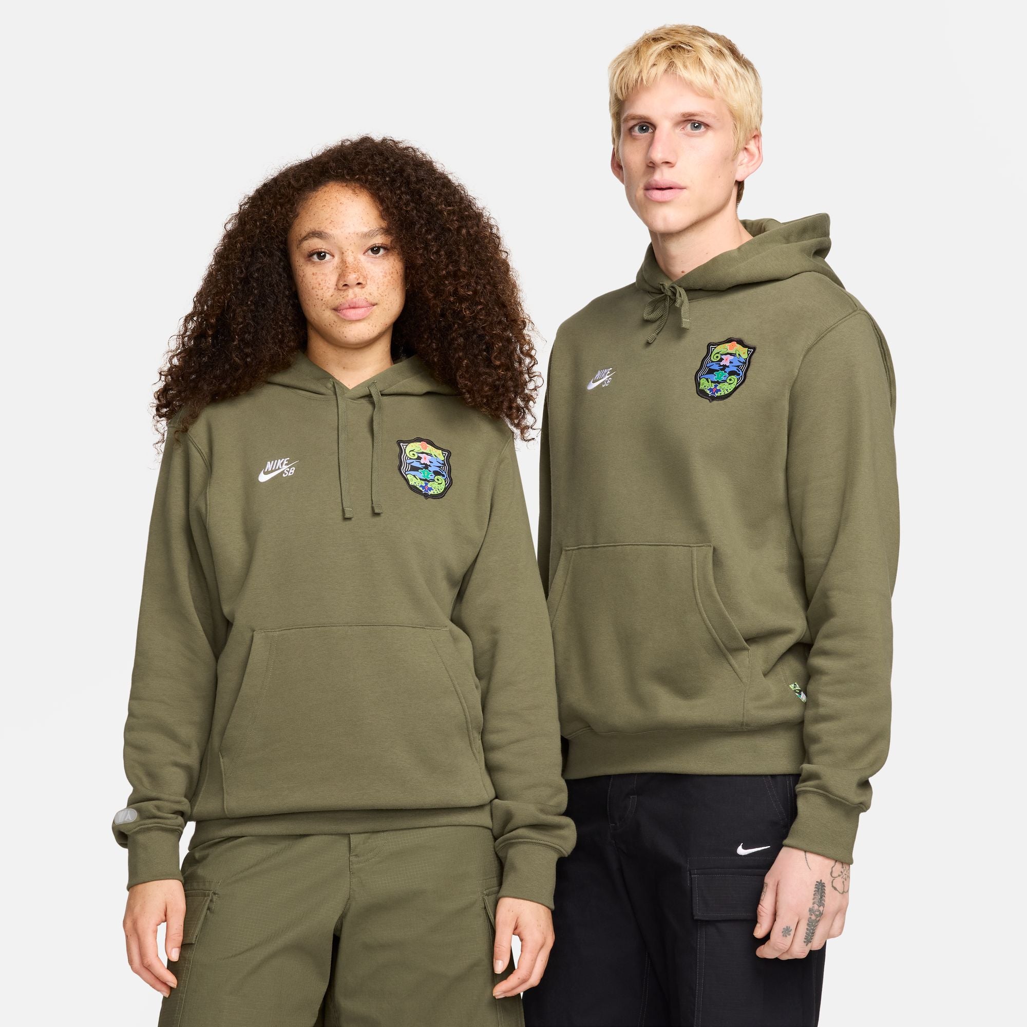 Nike Apparel Package - outlets Women’s Medium