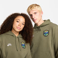 Load image into Gallery viewer, Nike SB Olympic Pack Fleece Pullover Hood Medium Olive / White
