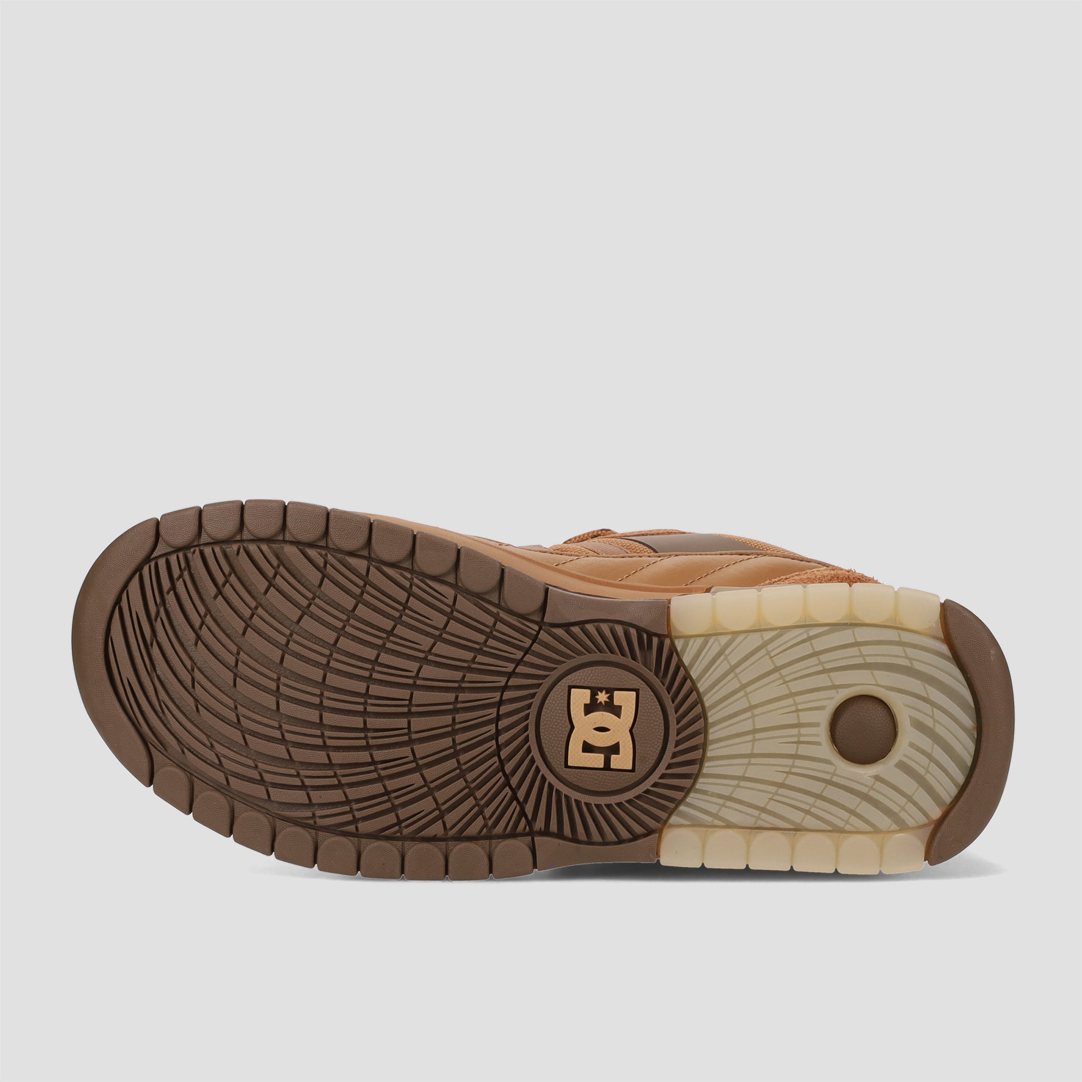 DC Lucien Skate Shoes Brown / Tan