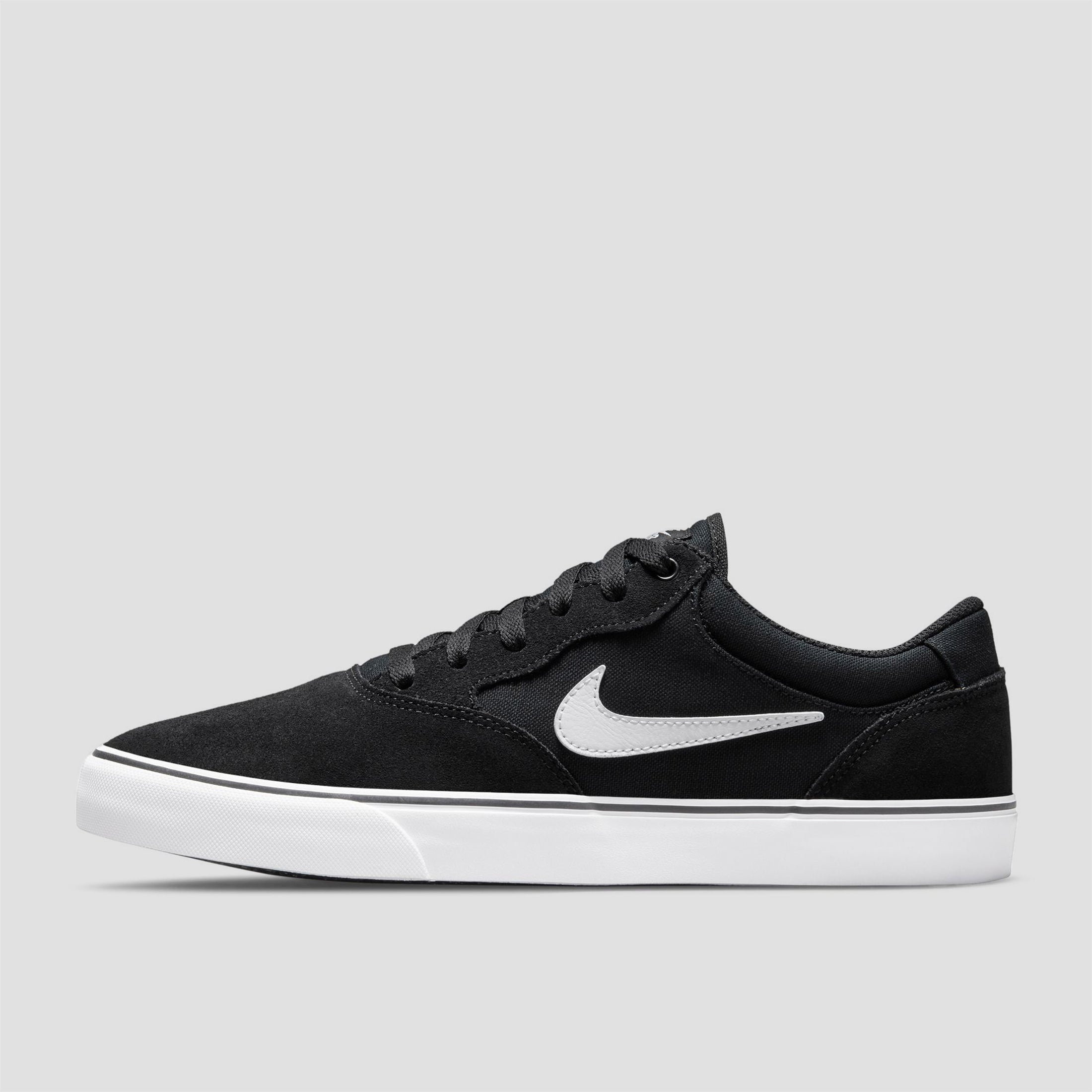 Nike SB Chron 2 Skate Shoes Black / White / Black