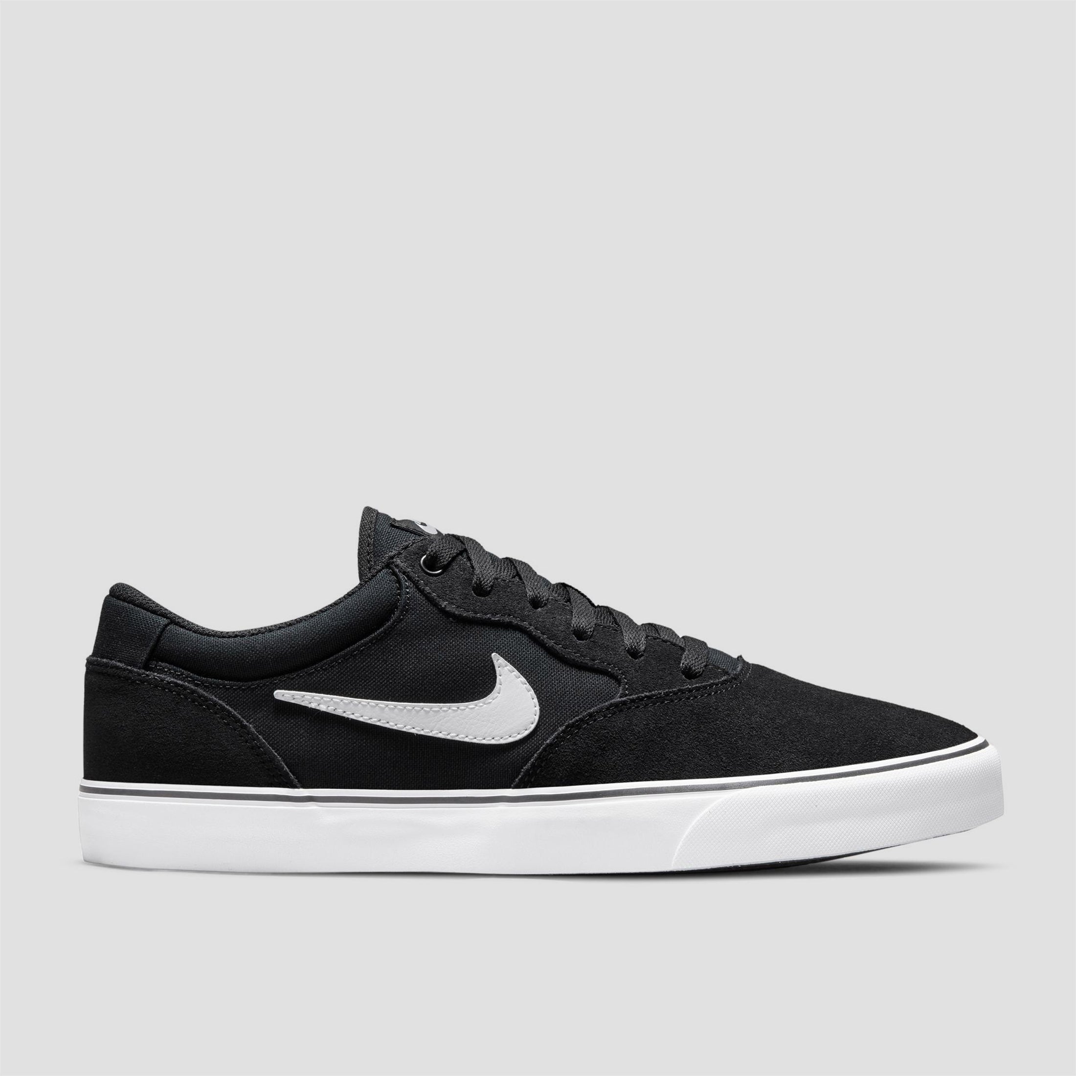 Nike SB Chron 2 Skate Shoes Black / White / Black