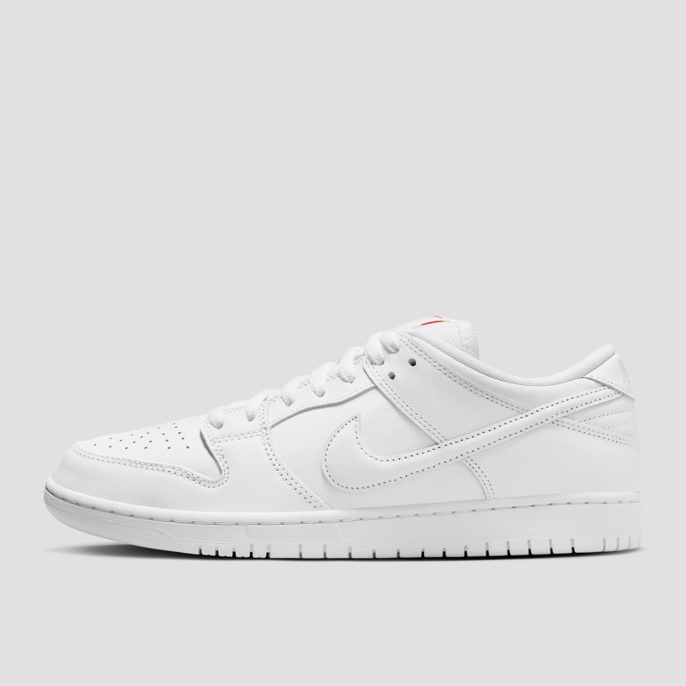 Nike SB Dunk Low Pro ISO Skate Shoes White / White - White - White