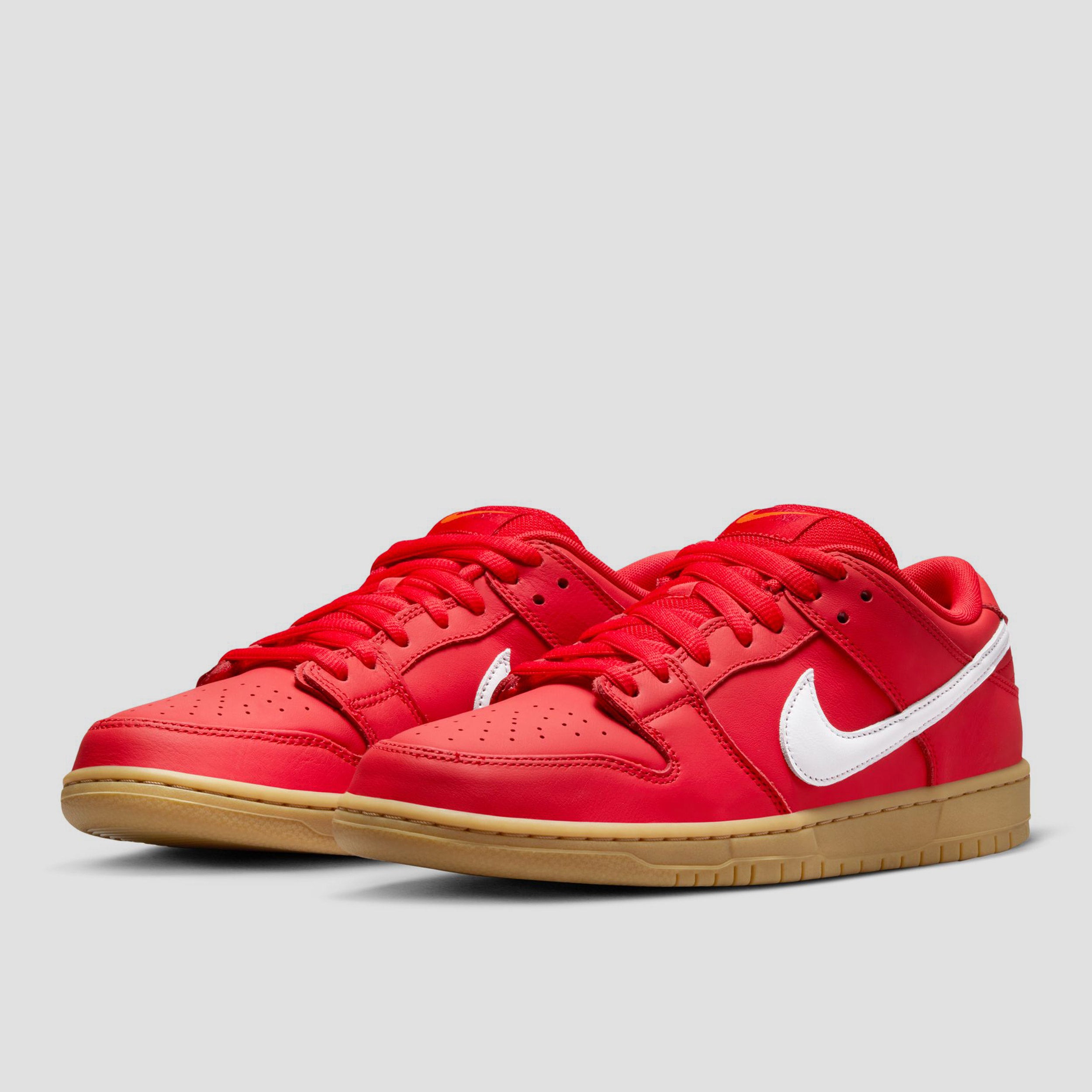 Red nike skate shoes store