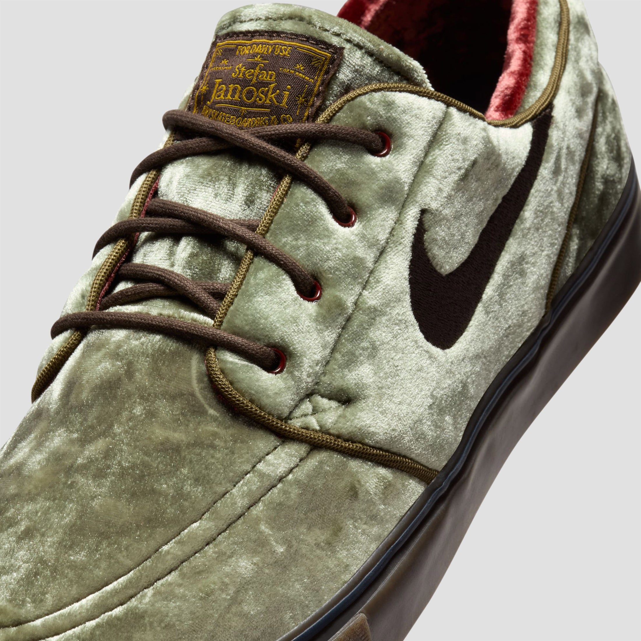 Nike SB Zoom Janoski OG+ SE Skate Shoes Medium Olive / Velvet Brown / Baroque Brown