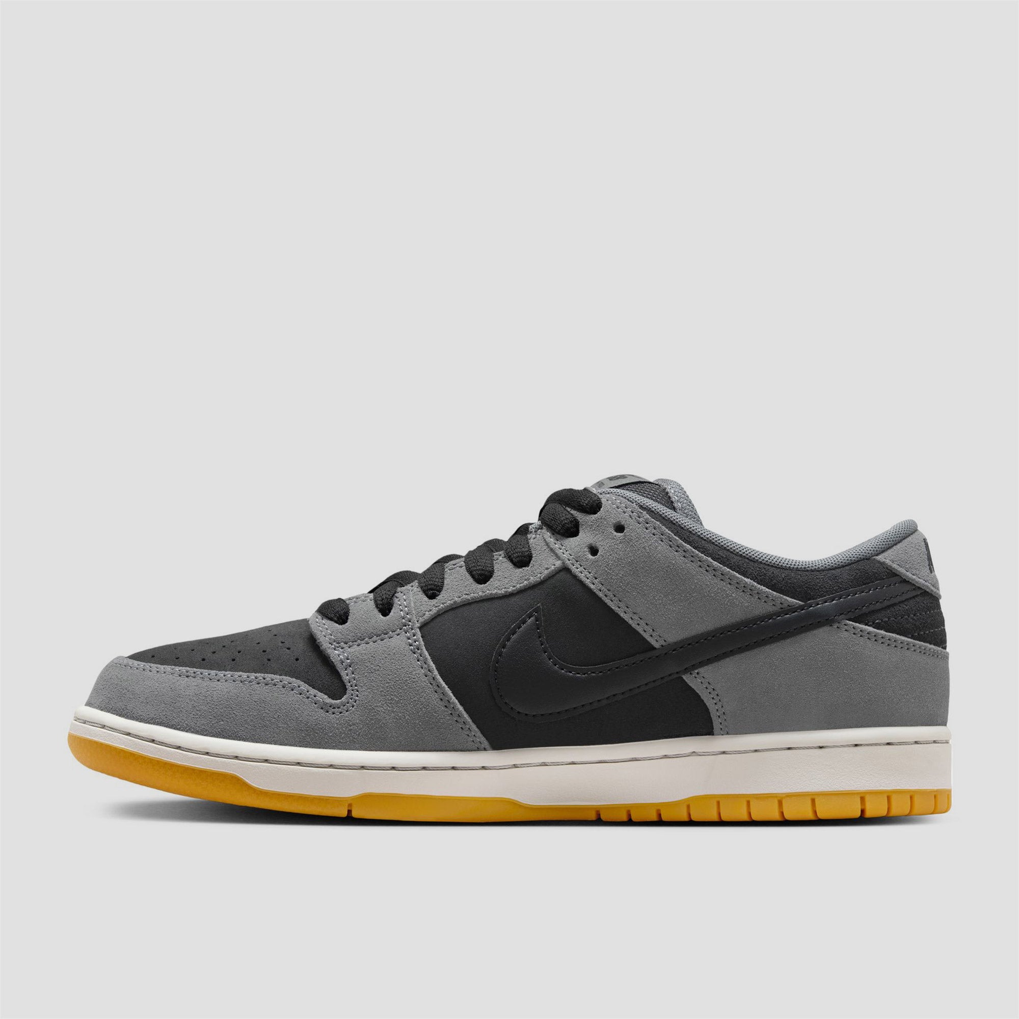 Nike SB Dunk Low Pro Skate Shoes Dk Smoke Grey / Black / Smoke Grey