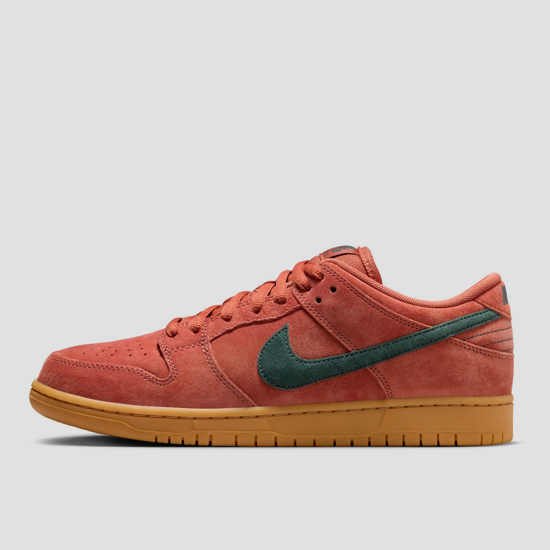 Nike SB Dunk Low Pro Skate Shoes Burnt Sunrise / Vintage Green