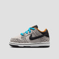 Load image into Gallery viewer, Nike SB Dunk Low Electric Pack Pro Electric Skate Shoes Younger Kids Phantom / Black / Monarch
