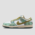 Load image into Gallery viewer, Nike SB Dunk Low Pro Alexis Skate Shoes Oil Green / Desert Moss / White
