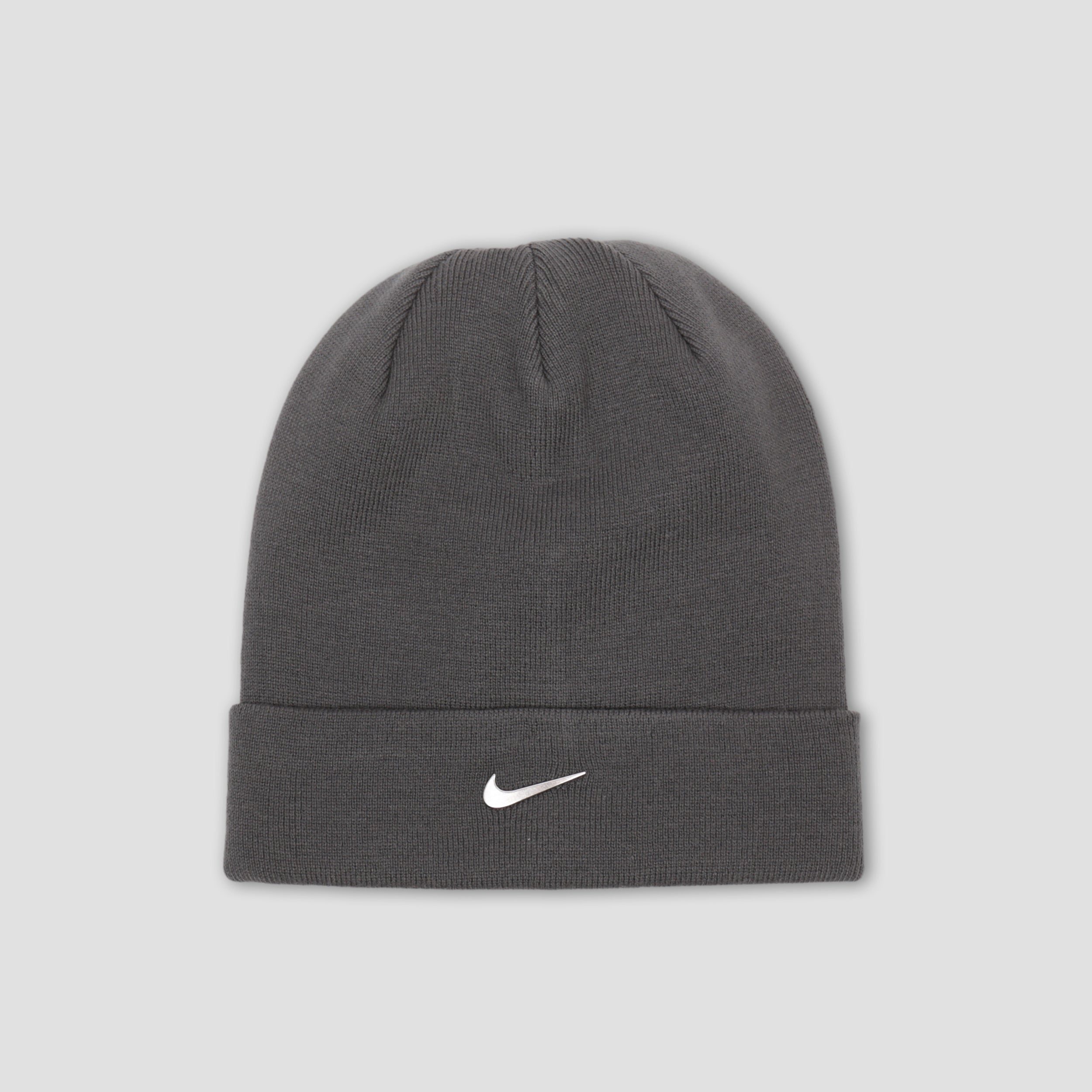 Nike beanie clearance metal swoosh