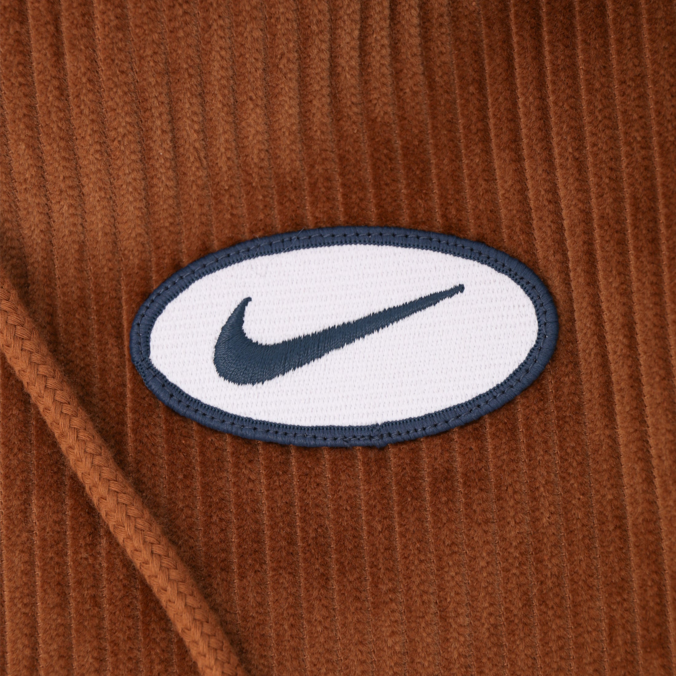 Nike SB Full Zip Hooded Corduroy Skate Jacket Light British Tan / Armory Navy