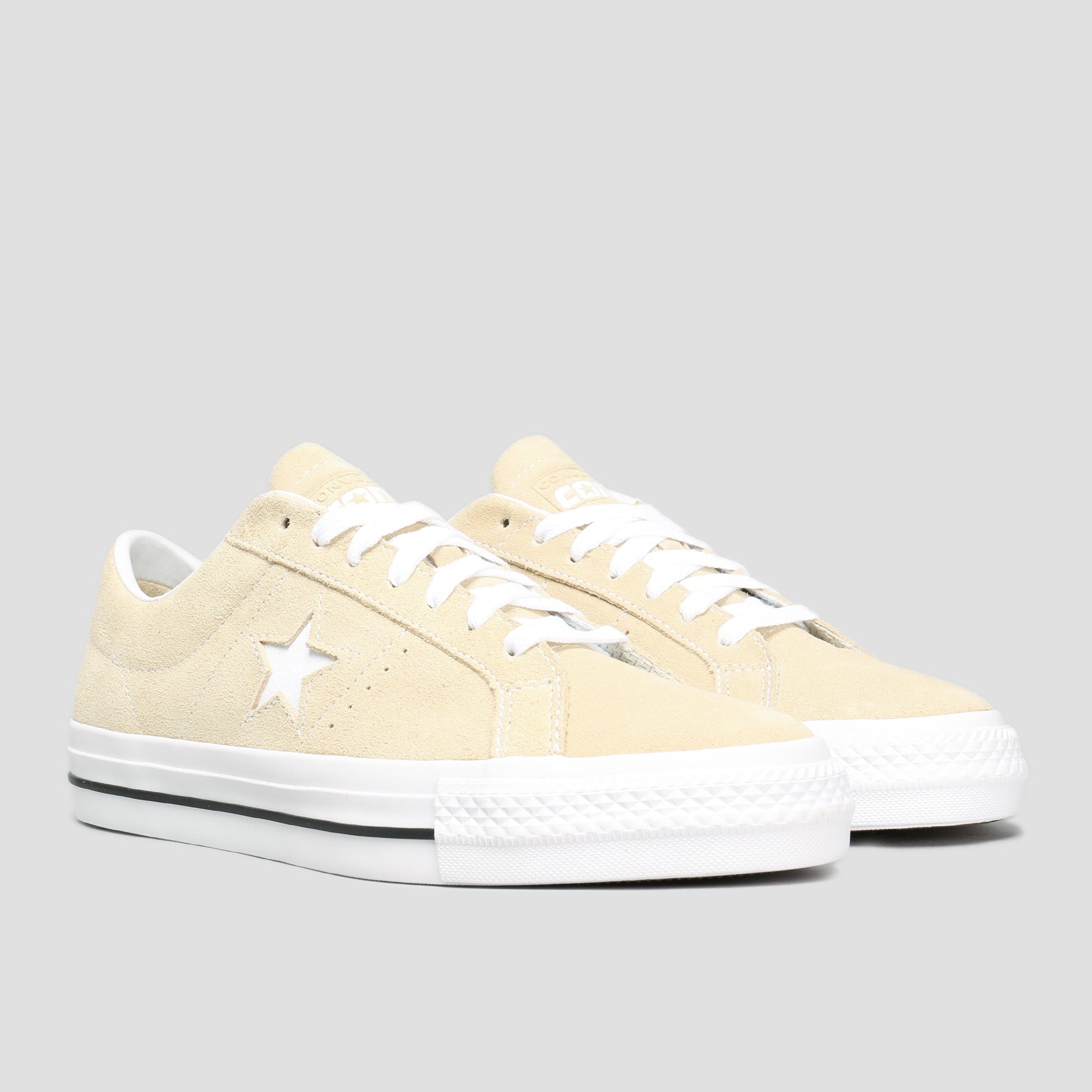 White suede cheap converse one star