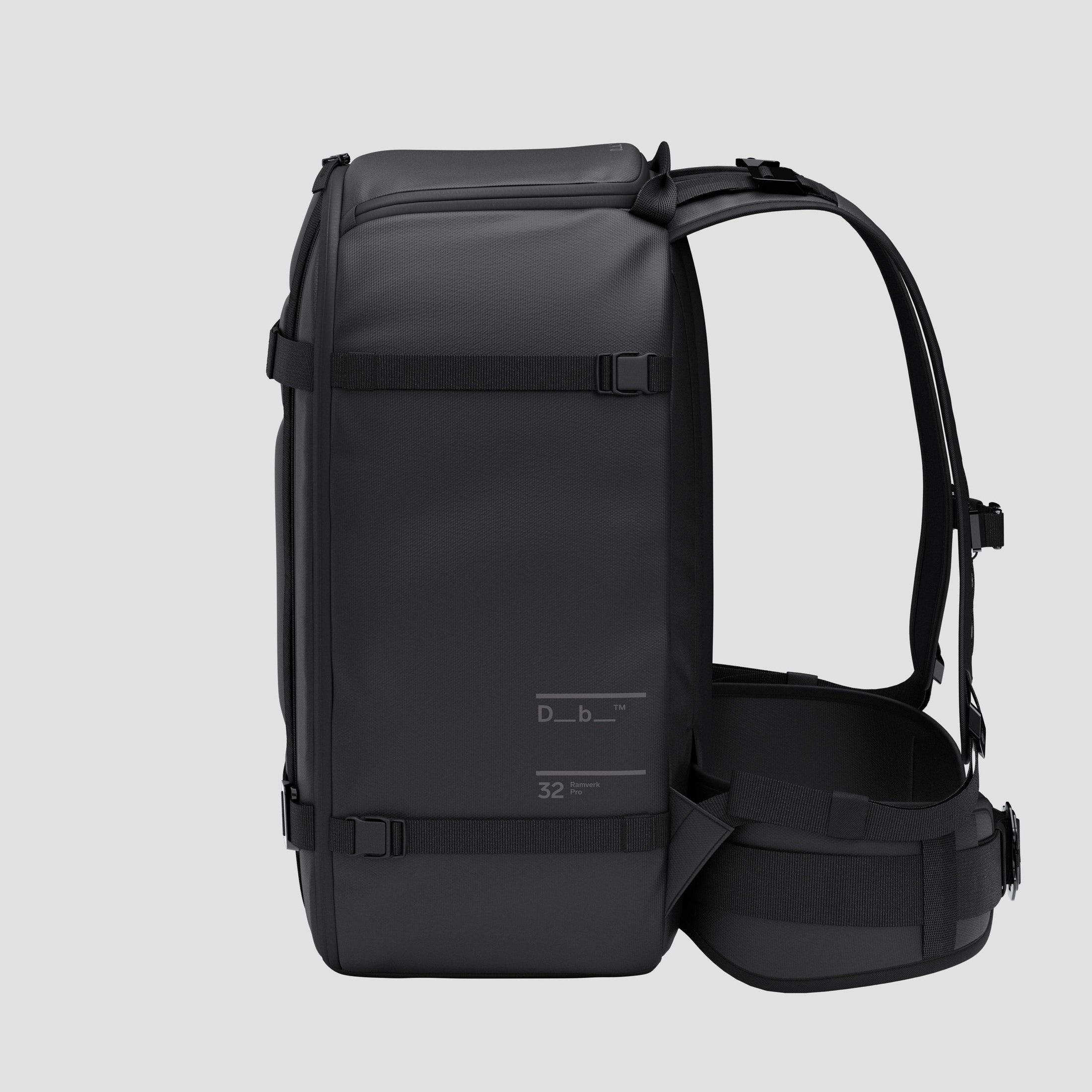 Db Ramverk Pro Backpack 32L Blackout