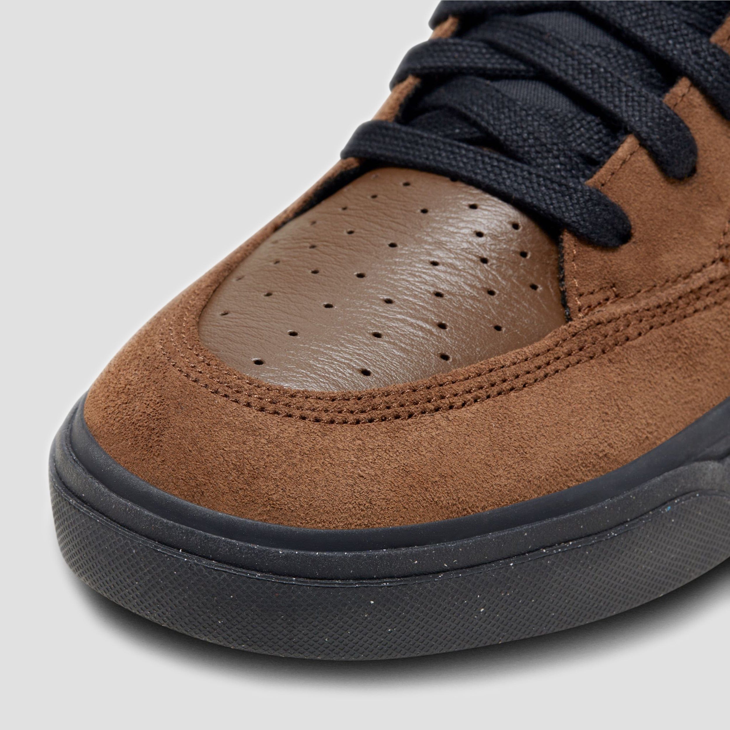 Nike sb 2025 brown shoes