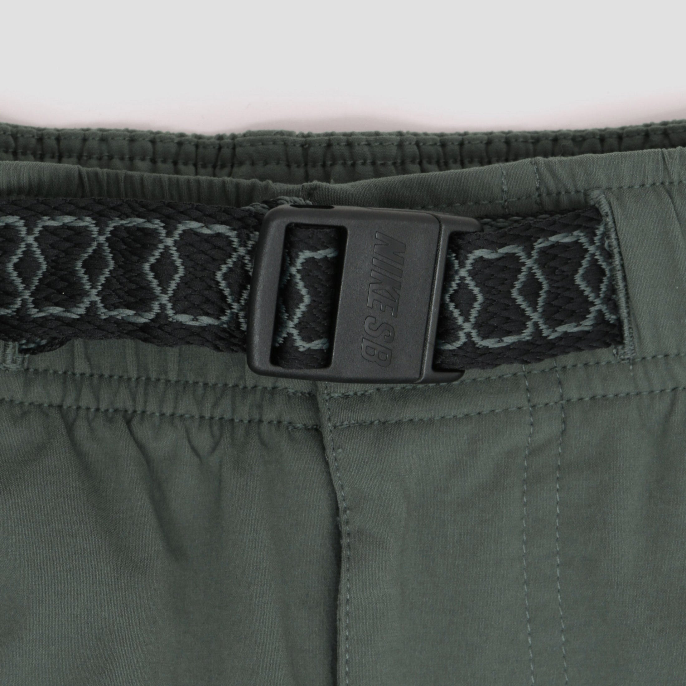 Nike SB Kearny Cargo Skate Pant Vintage Green / White