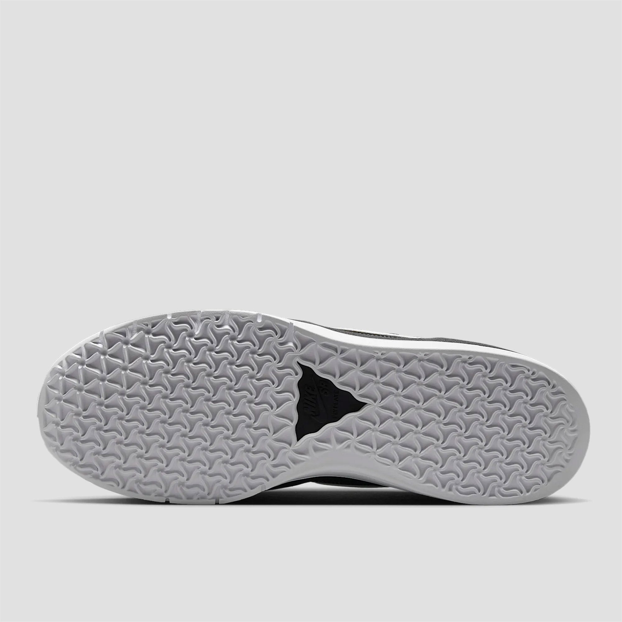 Nike SB PS8 Skate Shoes Black / White / Black / White