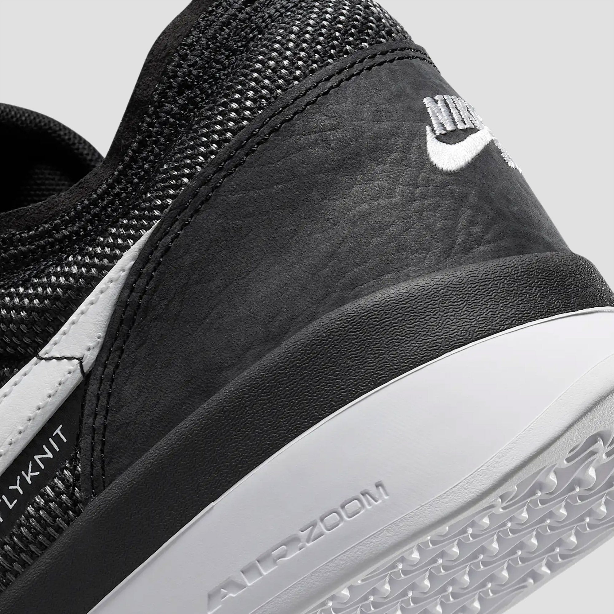 Nike SB PS8 Skate Shoes Black / White / Black / White