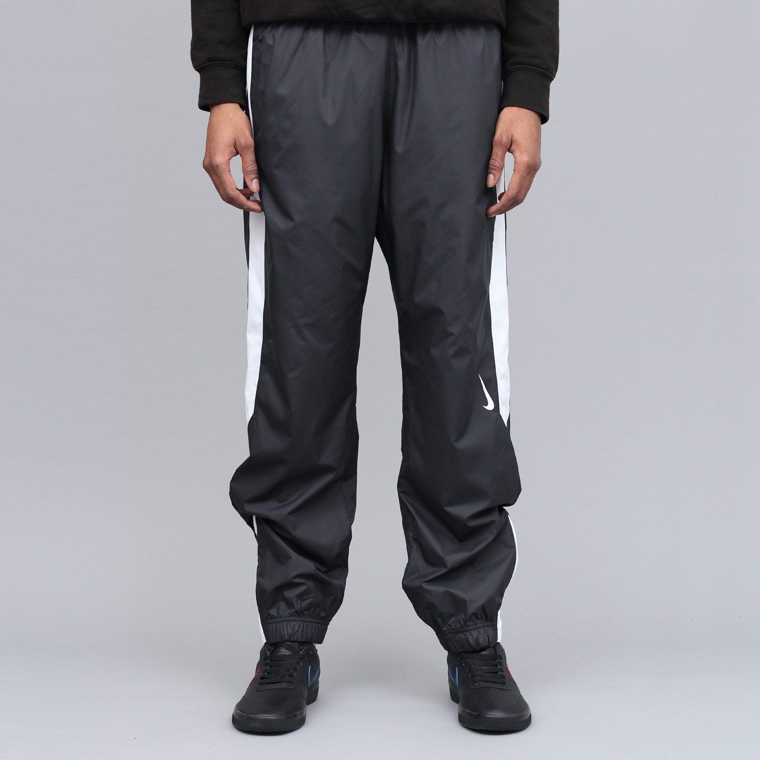 Nike sb shield hot sale swoosh track pants