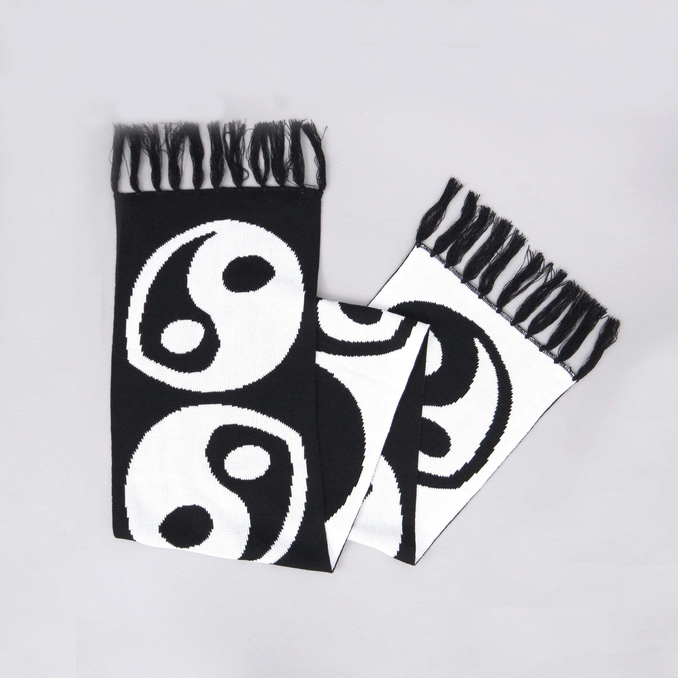 Polar Ying Yang Scarf White / Black