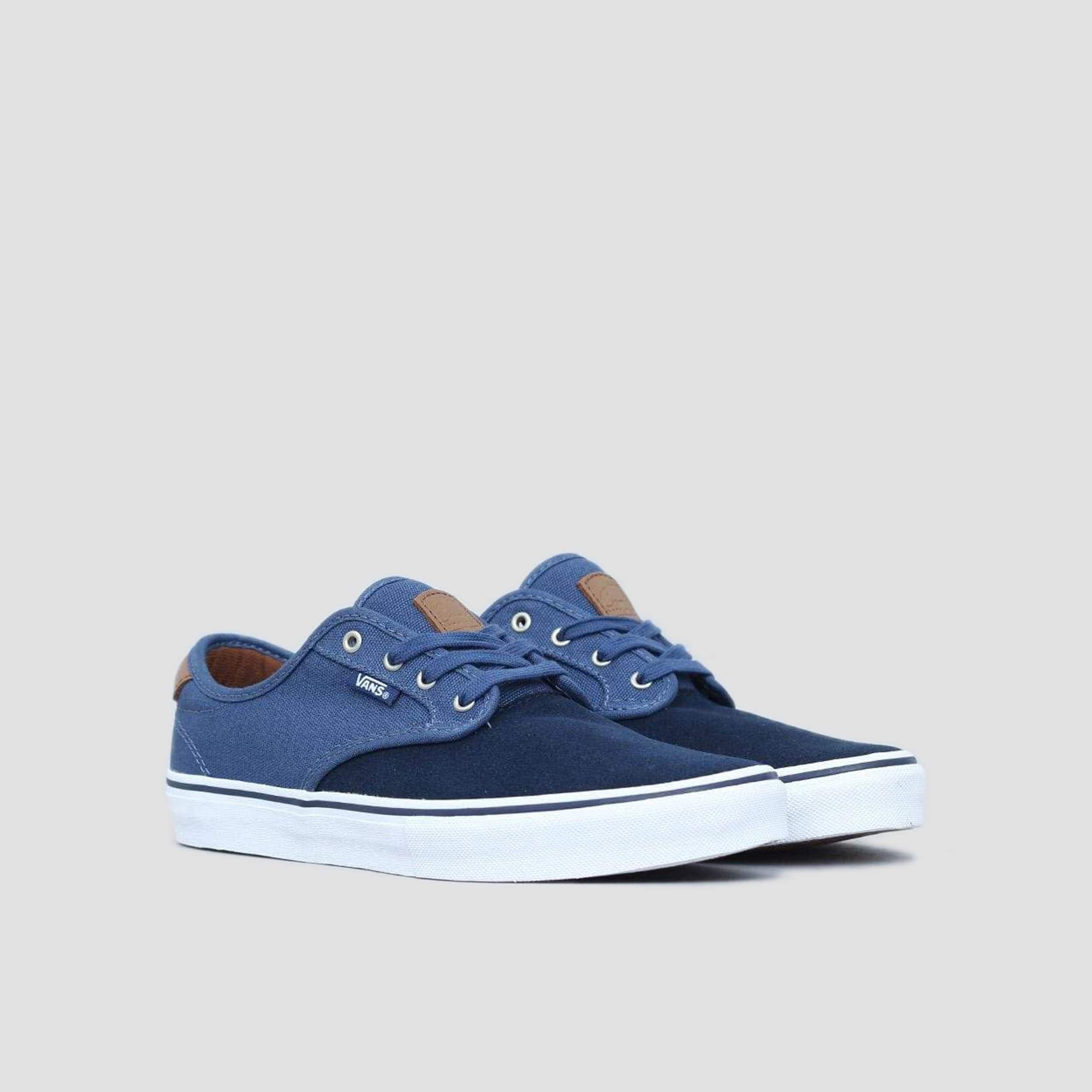 Vans chima pro hot sale two tone skate shoes