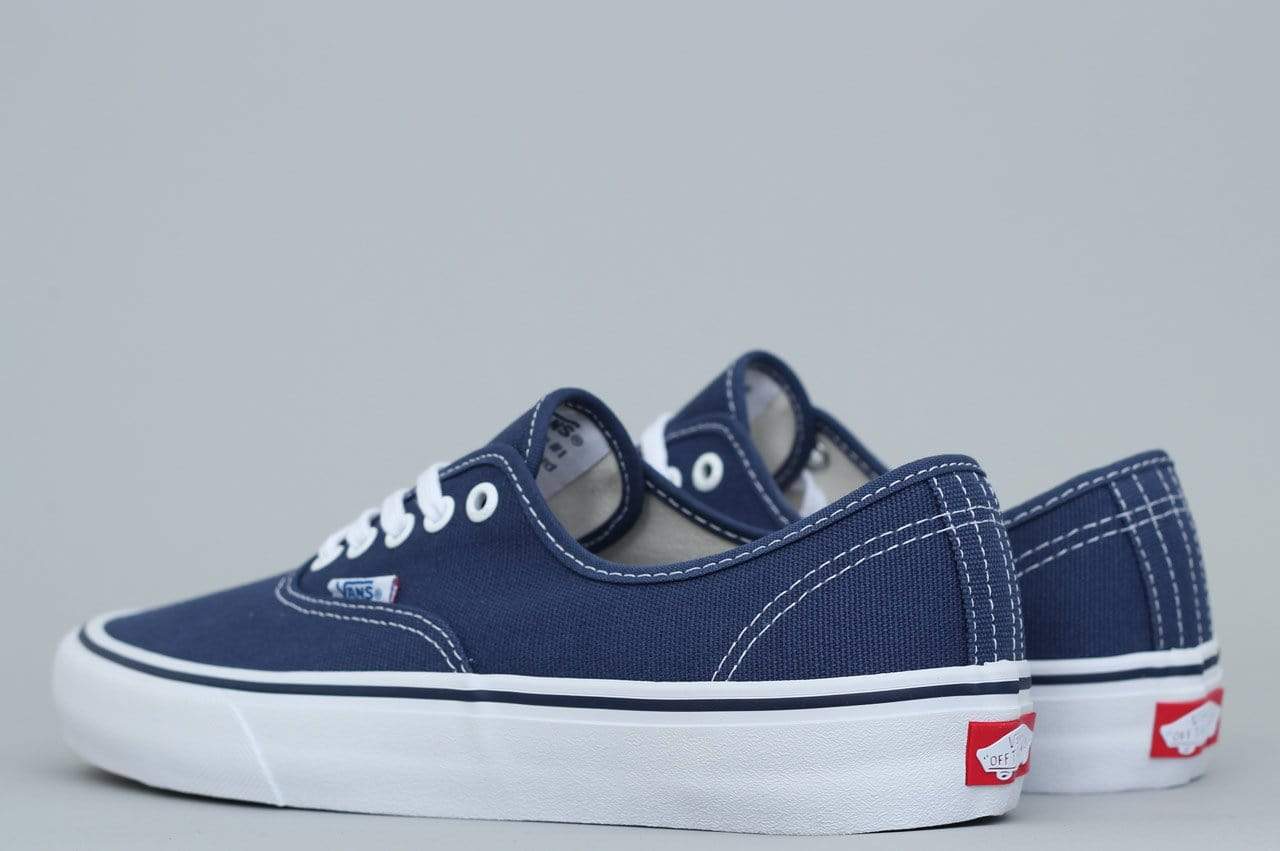 Vans authentic 2025 pro 74