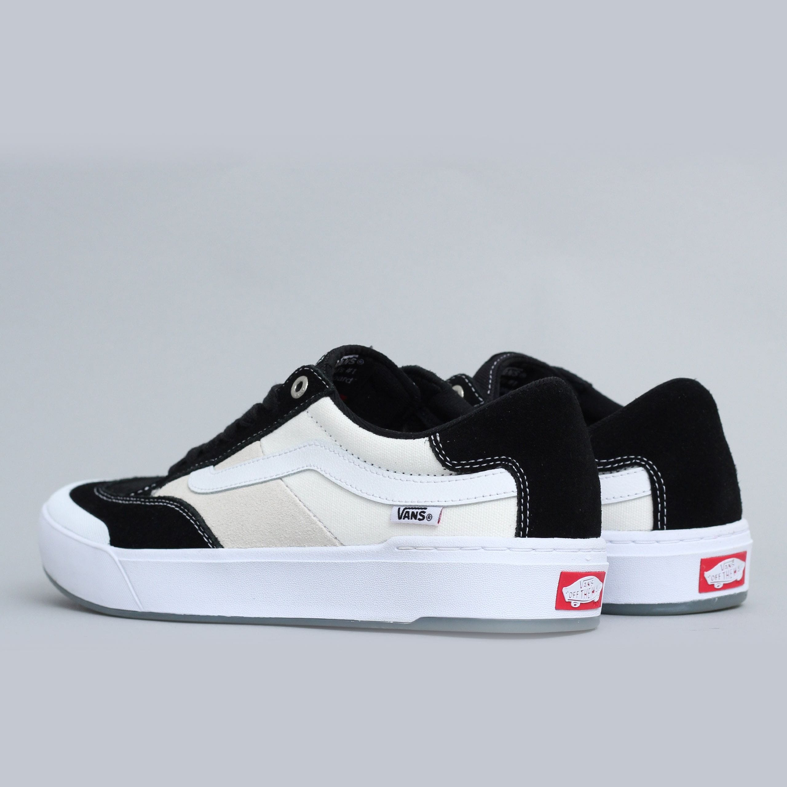 Vans berle store pro black white