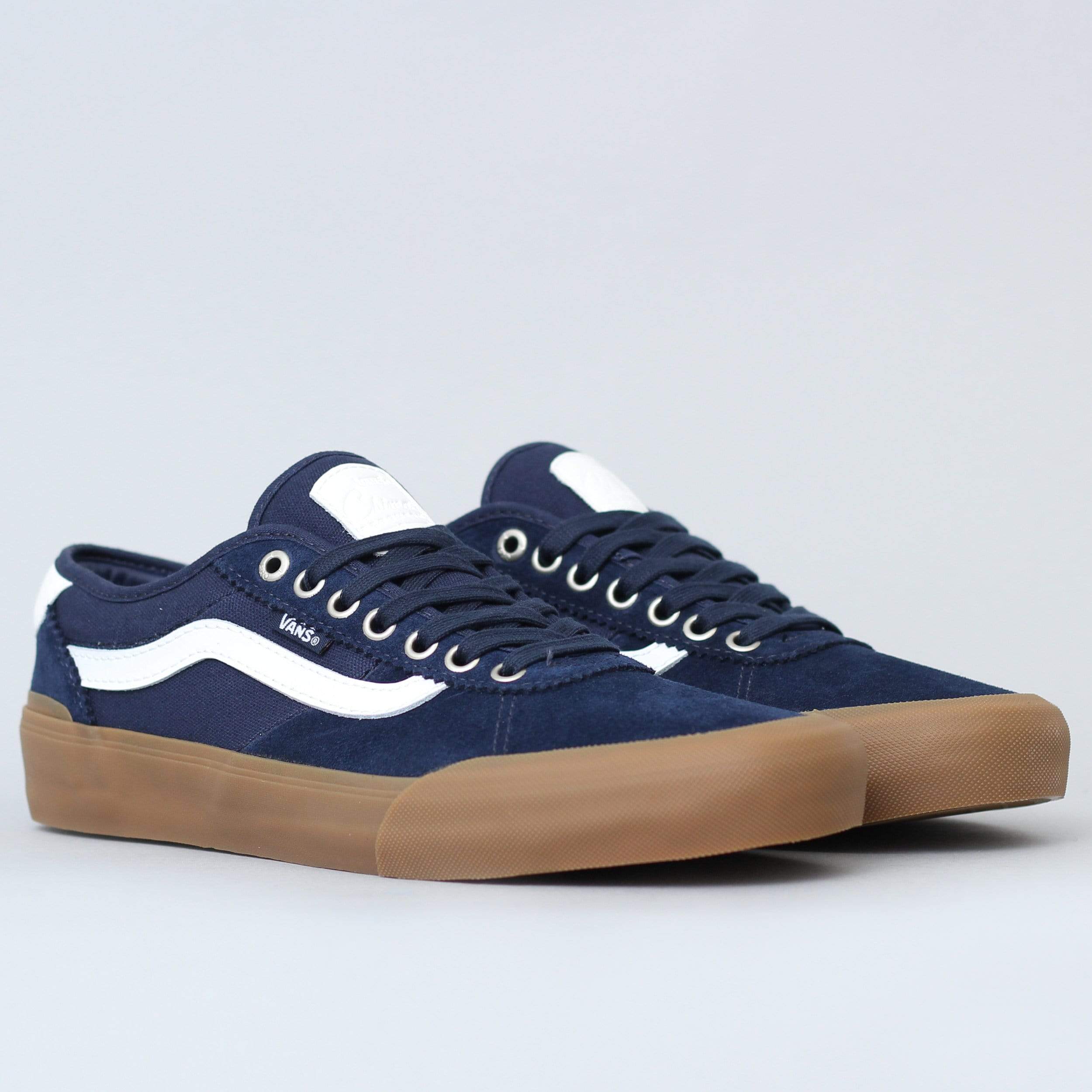 Chima pro outlet 2 navy gum