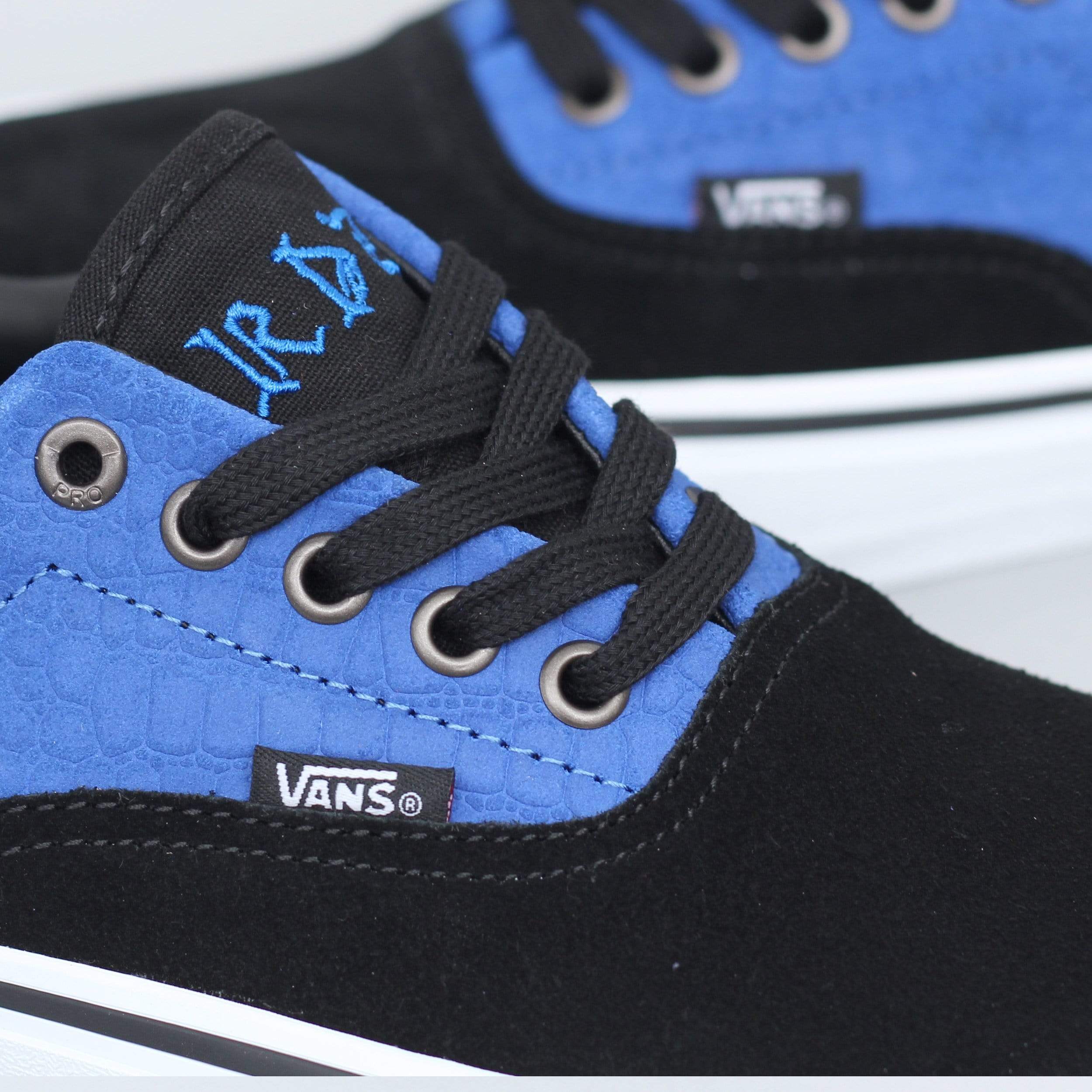 Vans Era Pro Rowan Zorilla selling Black Blue Croc Suede Siz US 11.5 Men New VN0A45JAUZE