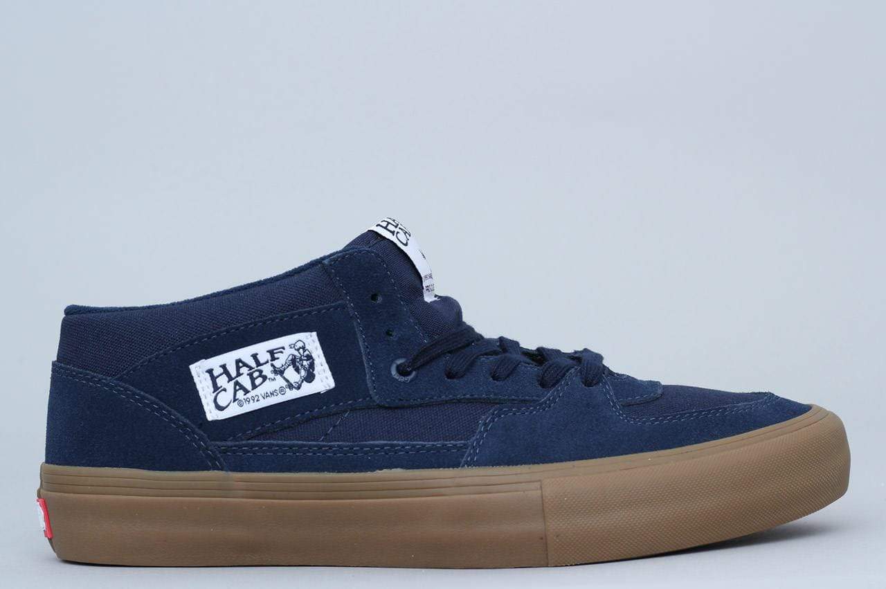 Vans half cab black best sale gum sole